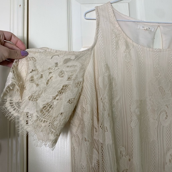 Maurices | Eyelash Lace Cold Shoulder Top - 2X - Picture 4 of 9